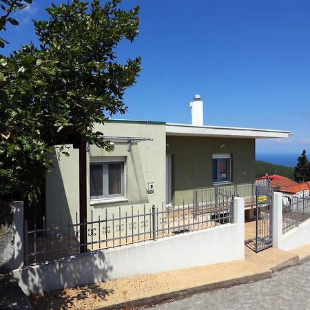 Olympus Beach Aigani Family House Екстер'єр фото