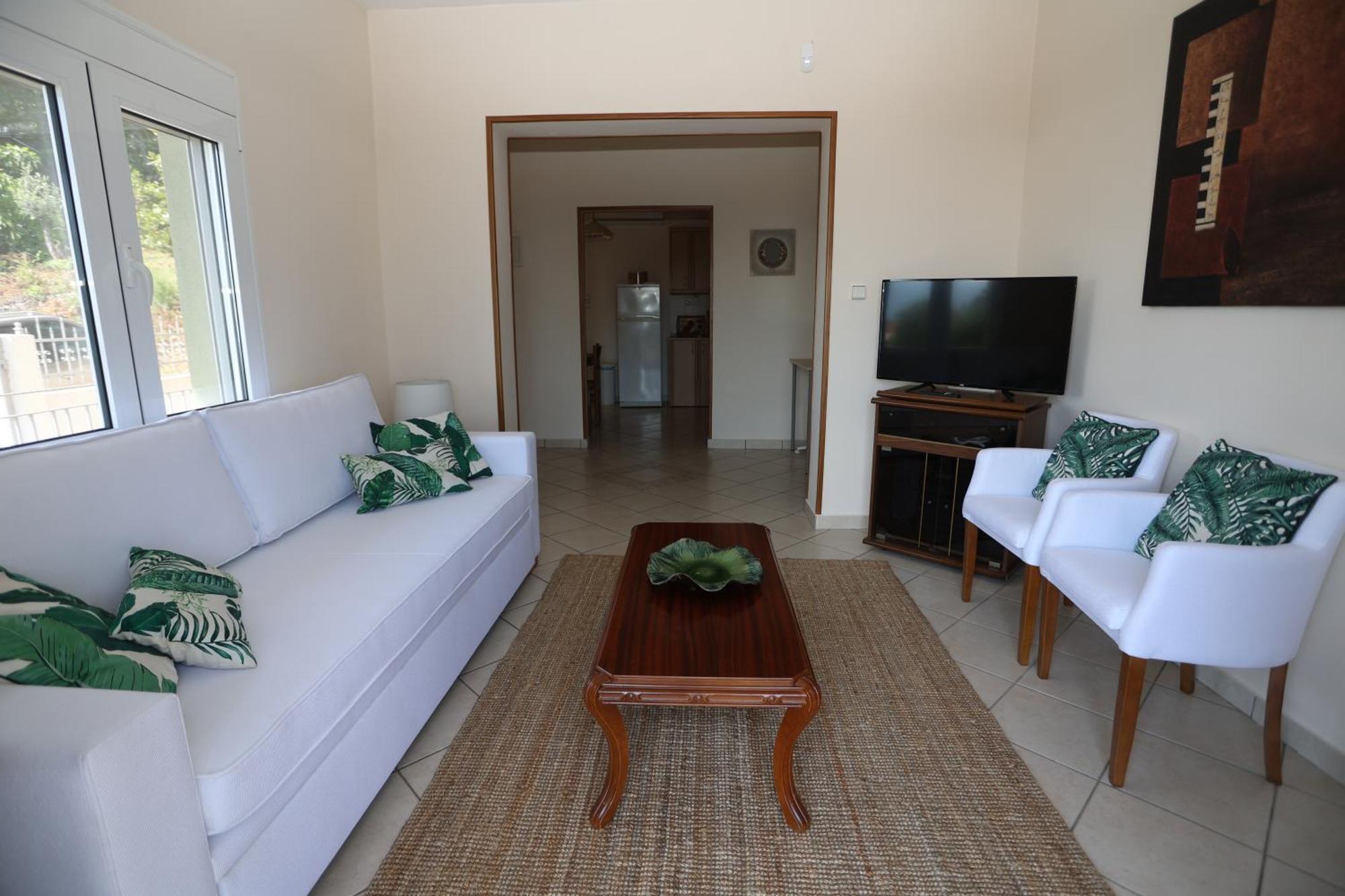 Olympus Beach Aigani Family House Екстер'єр фото