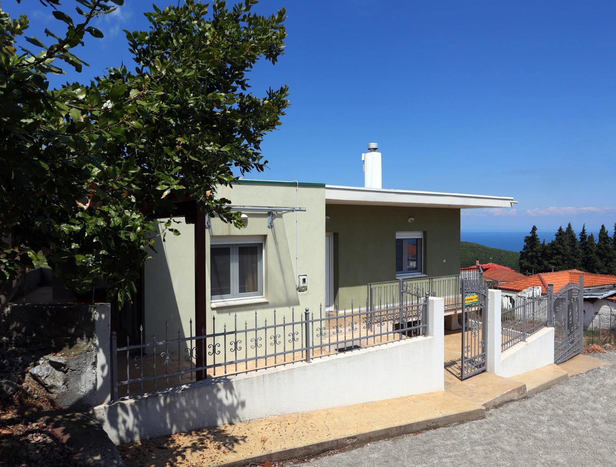 Olympus Beach Aigani Family House Екстер'єр фото